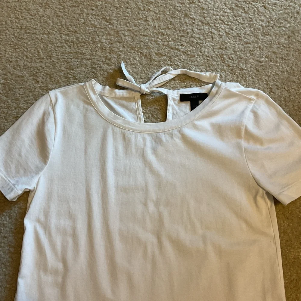 J. Crew White Tie-back, Eyelet Ruffle Tee Coquette Preppy Shirt Size XXS.